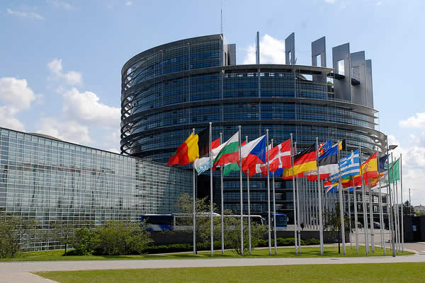 Brexit χωρίς συμφωνία: μέτρα για τον περιορισμό των αρνητικών επιπτώσεων στους πολίτες Brexit χωρίς συμφωνία: μέτρα για τον περιορισμό των αρνητικών επιπτώσεων στους πολίτες