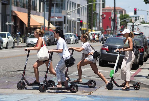 MicroMobility. Μικρό-Κινητικότητα και προσδοκίες..! MicroMobility. Μικρό-Κινητικότητα και προσδοκίες..!
